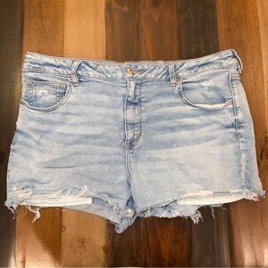 American Eagle Women’s Jean Shorts Size 18 with Floral Pockets